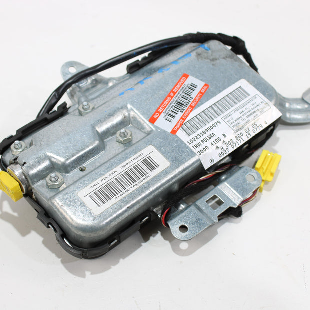 OEM Mercedes - Benz Airbag – Fits E320, E350, E500, E55, Cls500, Cls550, Cls55, Cls63 (2003–2011) – Part A2038600205 - Mercedes - Benz