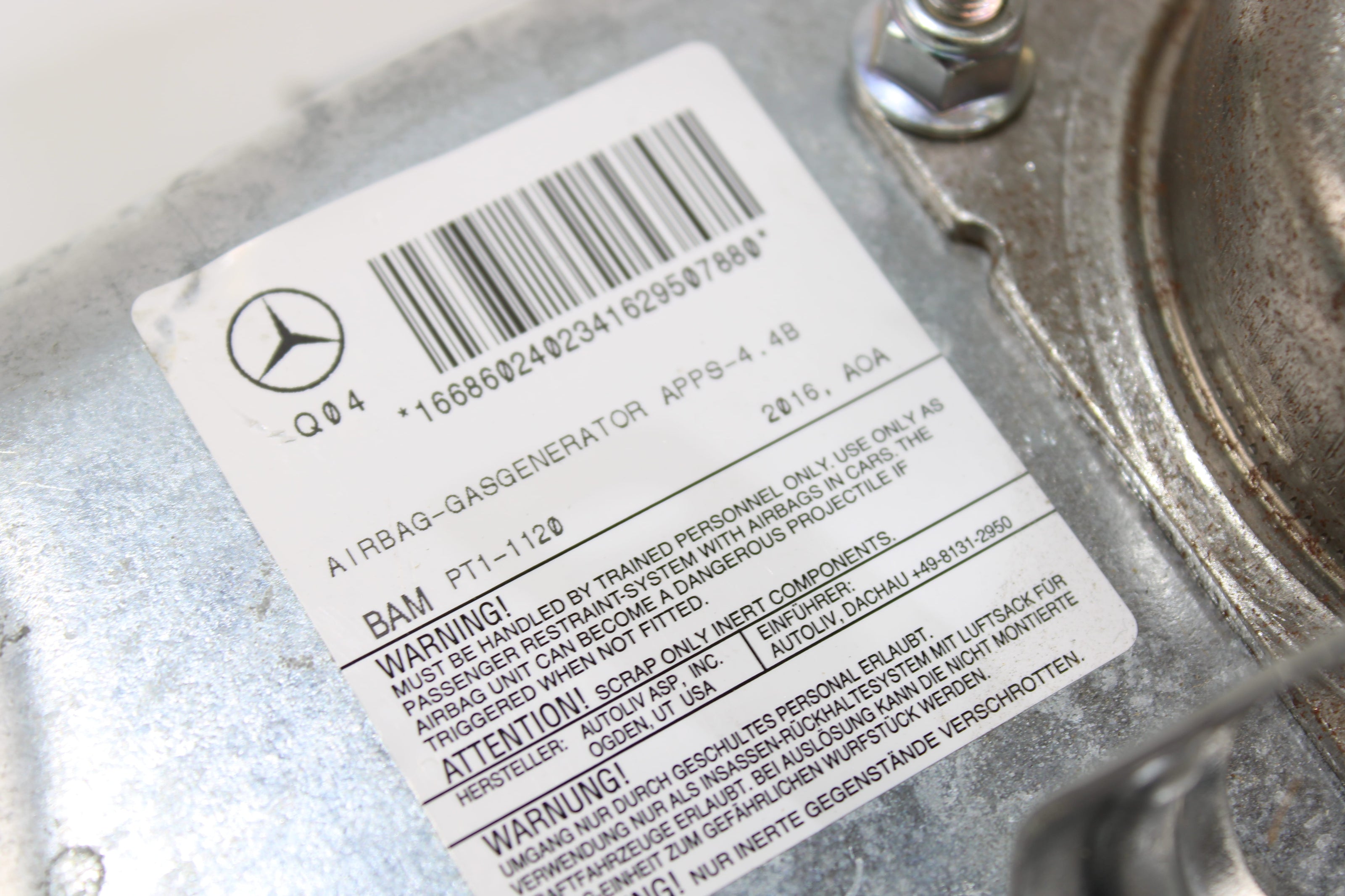 OEM Mercedes - Benz Dashboard Airbag – Fits Gle350, Gle400, Gle550E, Gle63, Gle43, Gls450, Gls550, Gls63 (2017–2019) – Part A1668602402 - Mercedes - Benz