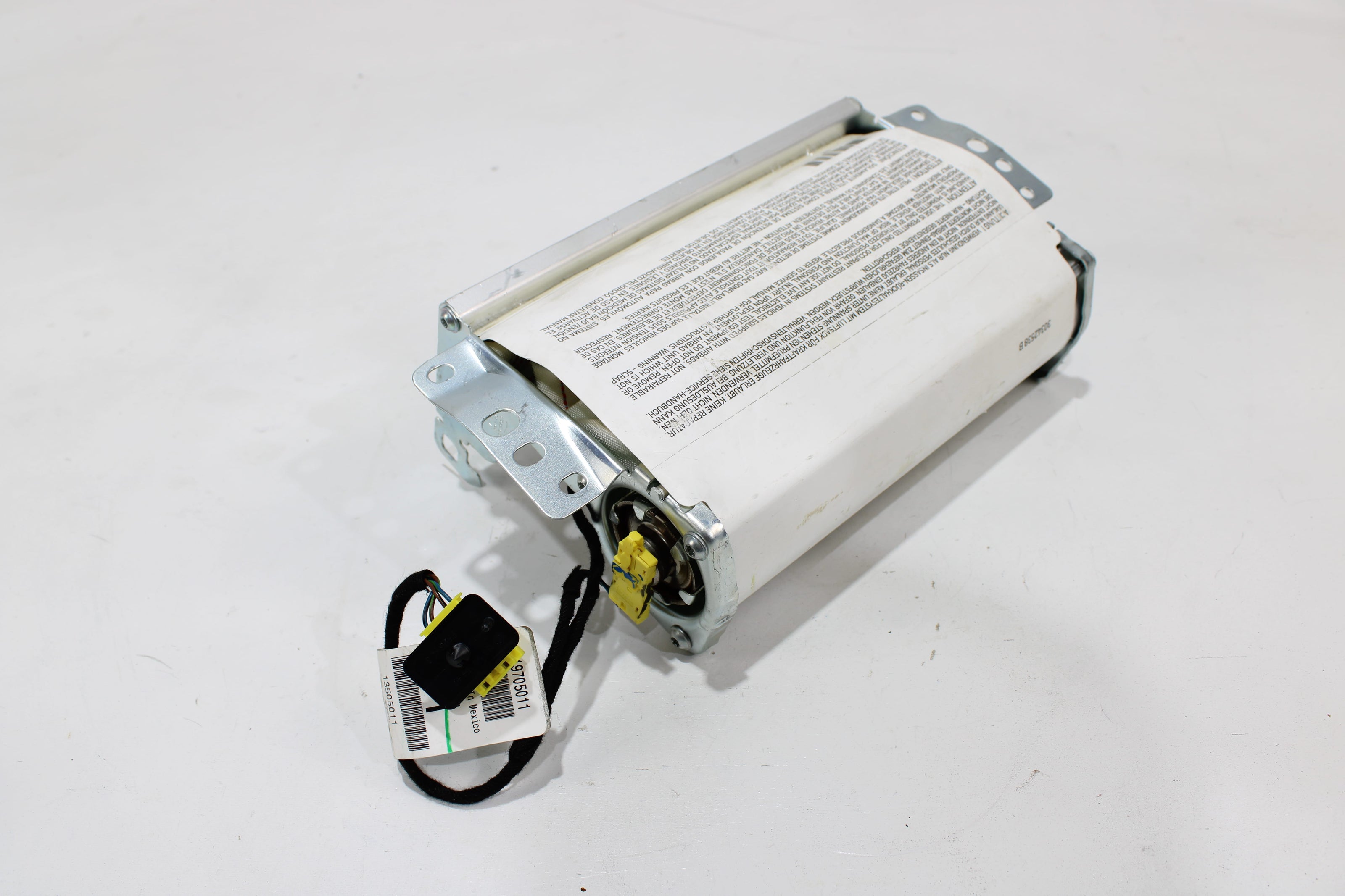 OEM Mercedes - Benz Dashboard Airbag – Fits Ml320, Ml350, Ml500, Ml550, Ml63, R320, R350, R500, R550 (2006–2010) – Part A2515400036 - Mercedes - Benz