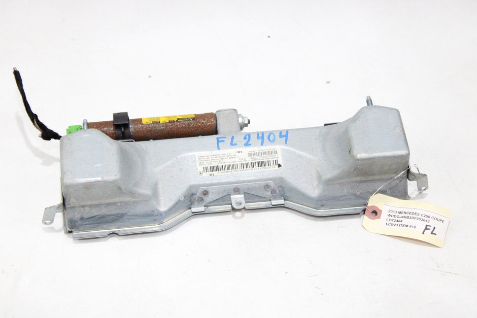 OEM Mercedes-Benz Driver Knee Airbag – Fits C250, C300, C63 Amg, E250 (2010–2017) – Part 305669510what - Mercedes-Benz