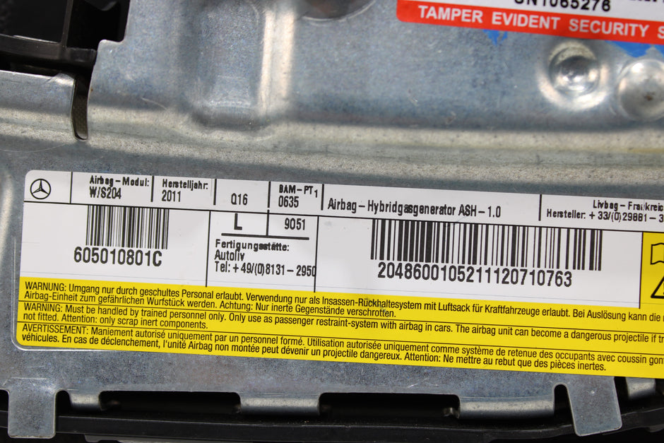 OEM Mercedes - Benz Knee Airbag – Fits C250, C300, C350, C63, Glk250, Glk300, Glk350 (2008–2015) – Part A2048600105 - Mercedes - Benz