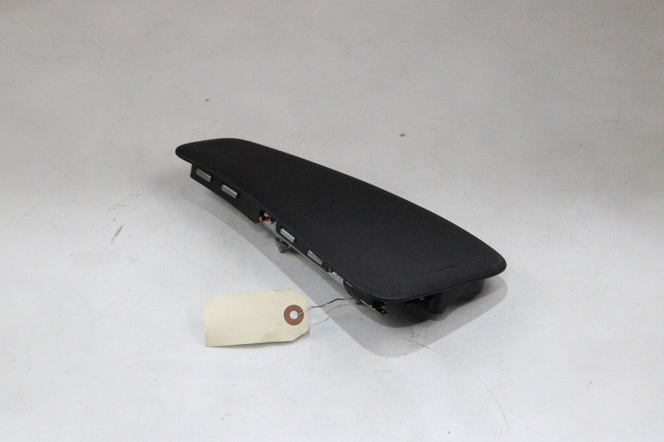 OEM Mercedes-Benz Passenger Seat Airbag – Fits C200, C250, C300, C350, C63 Amg (2008–2015) – Part 605010800C - Mercedes-Benz