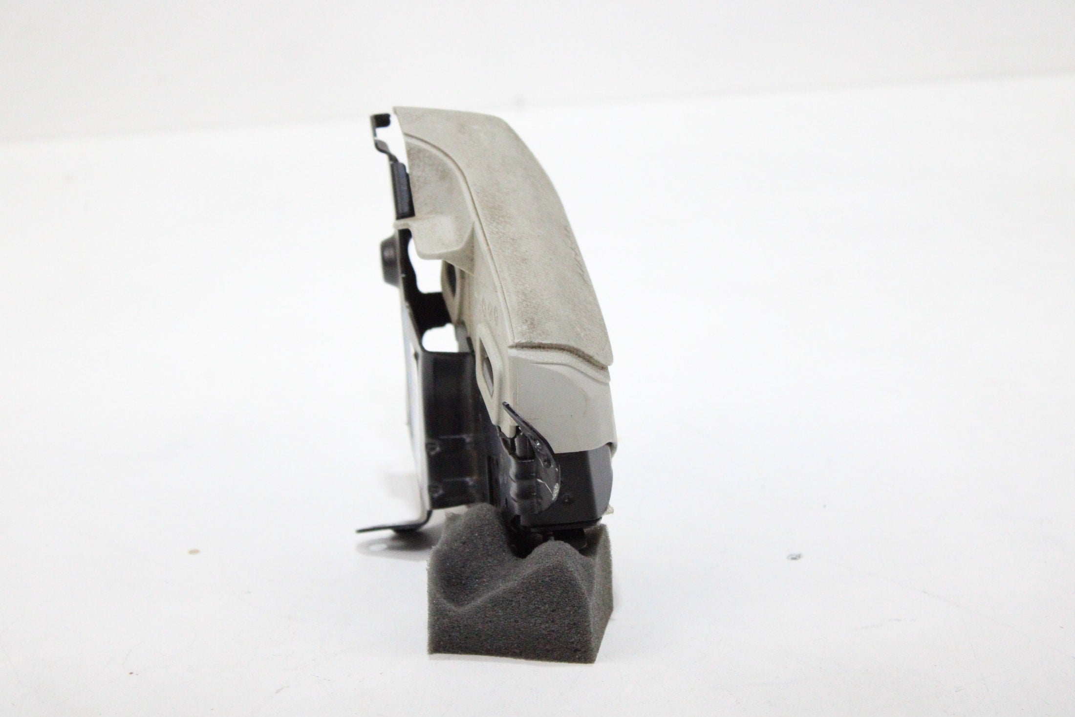OEM Mercedes-Benz Passenger Seat Airbag – Fits C250, C63 Amg, C350 (2012–2014) – Part 607047602 - Mercedes-Benz
