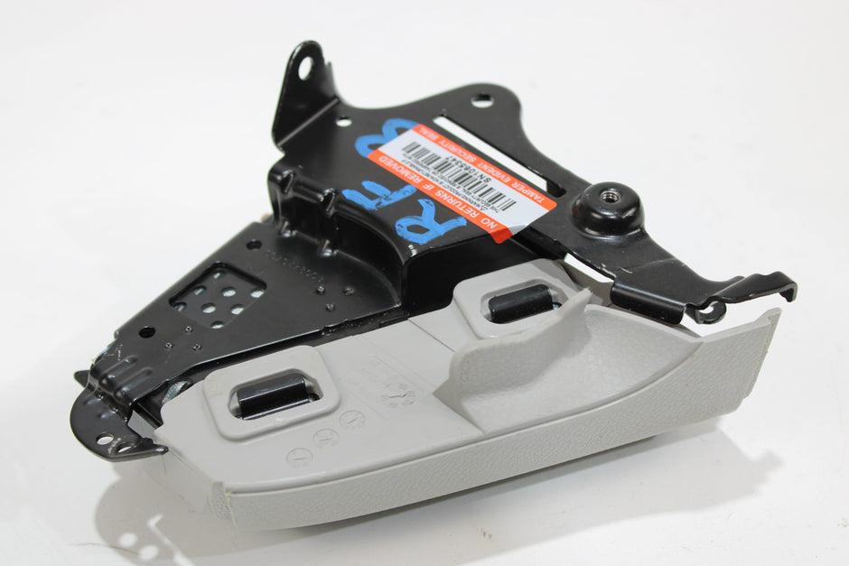 OEM Mercedes - Benz Side Airbag – Fits C250, C300, C350, C63, Glk250, Glk350 (2008–2015) – Part A2048603002 - Mercedes - Benz