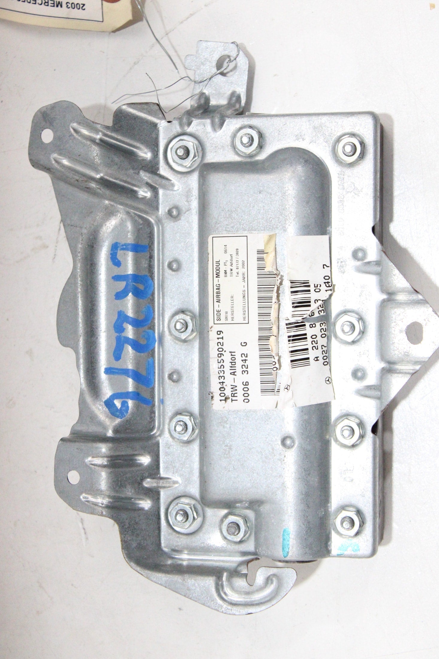 OEM Mercedes-Benz Side Airbag – Fits S-class (W220/V220) (1998–2005) – Part #A2208600305 - Mercedes-Benz