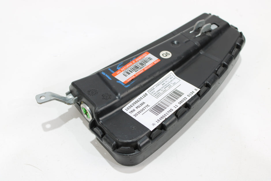 OEM Mercedes - Benz Side Airbag – Fits S350, S400, S450, S500, S550, S600, S63, S65, Cl500, Cl550, Cl600, Cl63, Cl65 (2007–2014) – Part A1648601705 - Mercedes - Benz