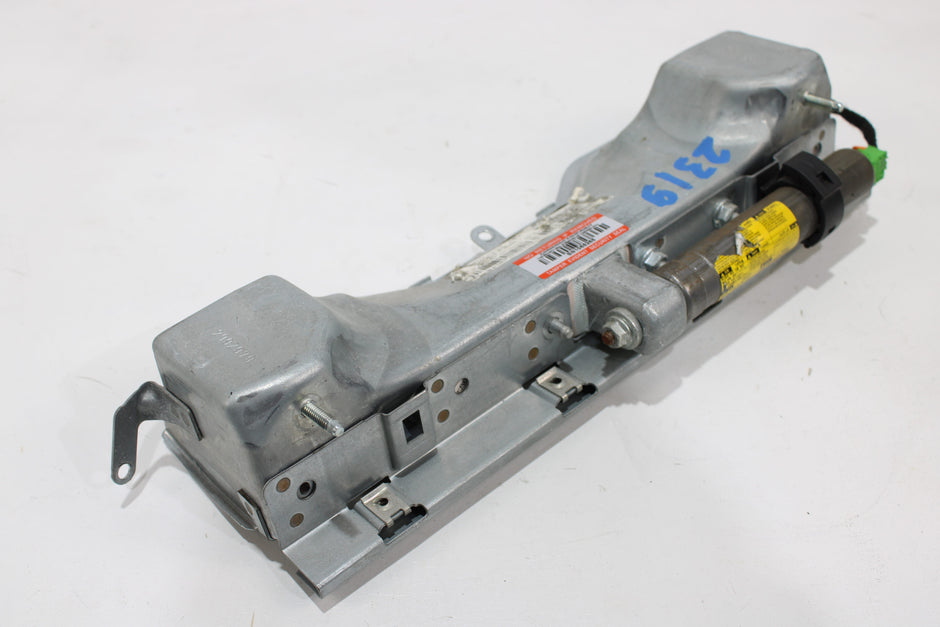 OEM Mercedes - Benz Steering Wheel Airbag – Fits C250, C300, C350, C63, E250, E350, E400, E550, Glk250, Glk350 (2008–2017) – Part A2048601902 - Mercedes - Benz