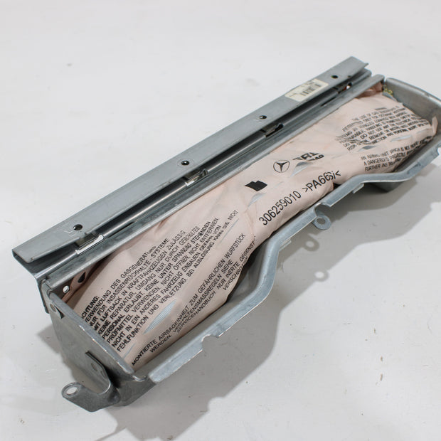 OEM Mercedes - Benz Steering Wheel Airbag – Fits C250, C300, C350, C63, E250, E350, E400, E550, Glk250, Glk350 (2008–2017) – Part A2048601902 - Mercedes - Benz