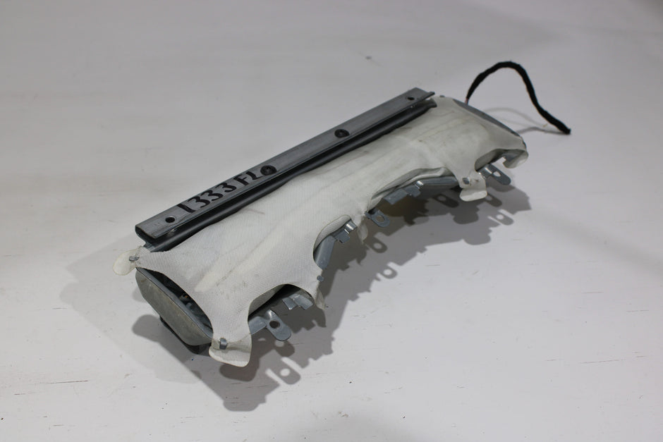 OEM Mercedes - Benz Steering Wheel Airbag – Fits Cls350, Cls500, Cls550, Cls63 (2012–2014) – Part A2128600902 - Mercedes - Benz