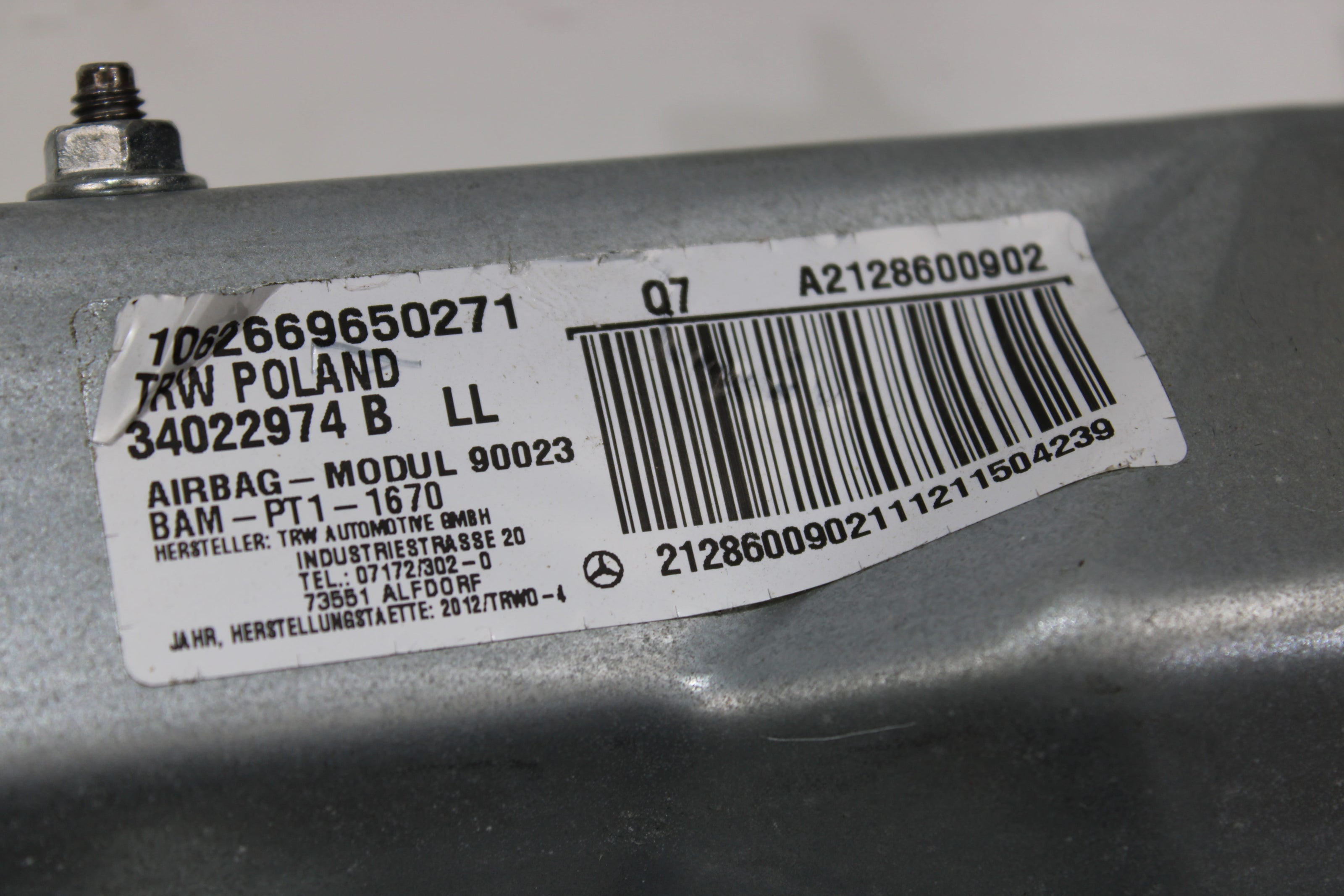 OEM Mercedes - Benz Steering Wheel Airbag – Fits Cls350, Cls500, Cls550, Cls63 (2012–2014) – Part A2128600902 - Mercedes - Benz