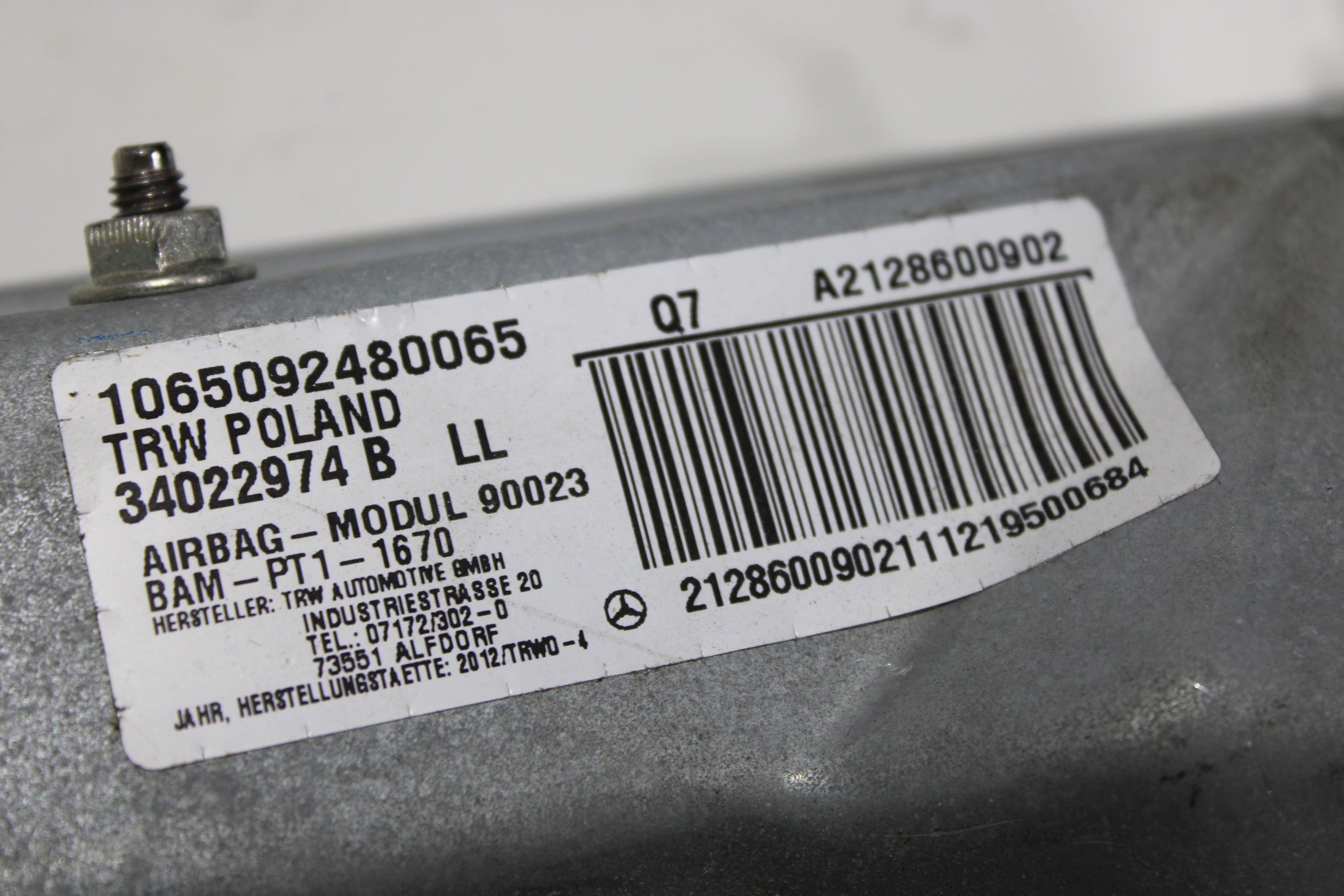 OEM Mercedes - Benz Steering Wheel Airbag – Fits Cls350, Cls500, Cls550, Cls63 (2012–2014) – Part A2128600902 - Mercedes - Benz