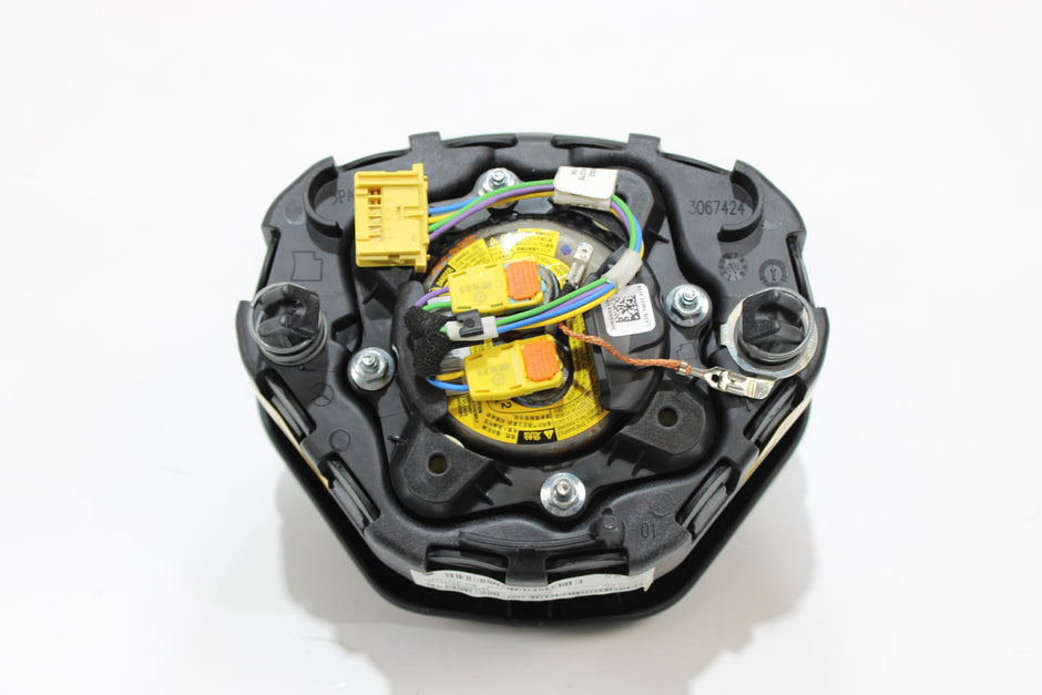 OEM Mercedes - Benz Steering Wheel Airbag – Fits E350, E400, E550, E63, Slk200, Slk250, Slk350 (2012–2017) – Part A1728602802 - Mercedes - Benz