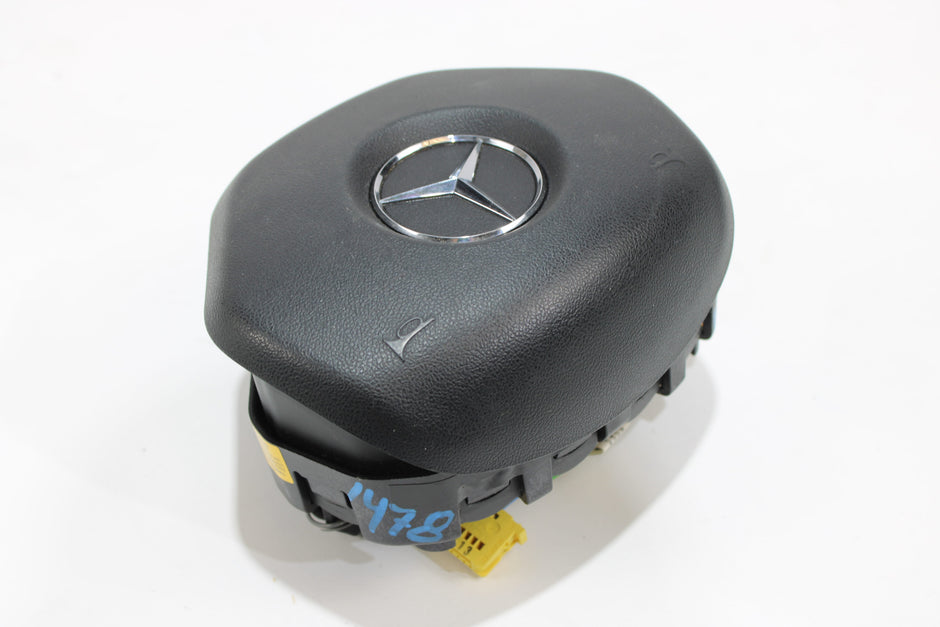 OEM Mercedes - Benz Steering Wheel Airbag – Fits E350, E400, E550, E63, Slk200, Slk250, Slk350 (2012–2017) – Part A1728602802 - Mercedes - Benz
