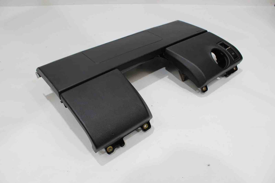 OEM Porsche Cayenne Driver Knee Airbag (2011–2018) | Part 7P5858903F - Porsche