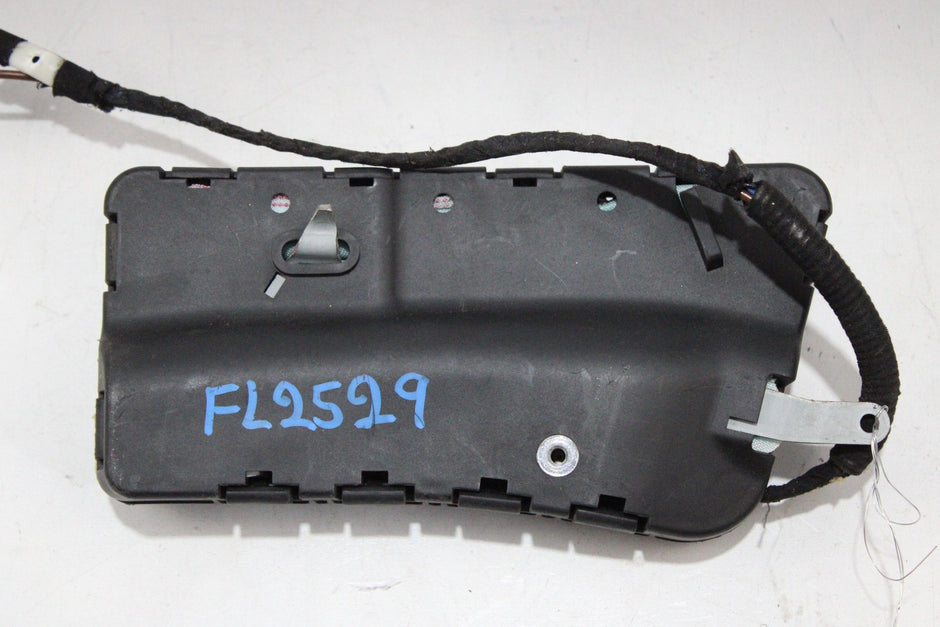 OEM Porsche Driver Seat Airbag – Fits Cayenne (2003–2010) – Part 7L0 880 239 B - Porsche