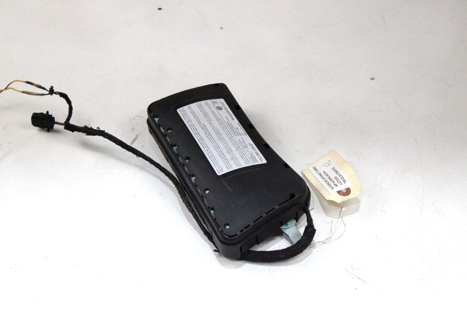 OEM Porsche Driver Seat Airbag – Fits Cayenne (2003–2010) – Part 7L0 880 239 B - Porsche