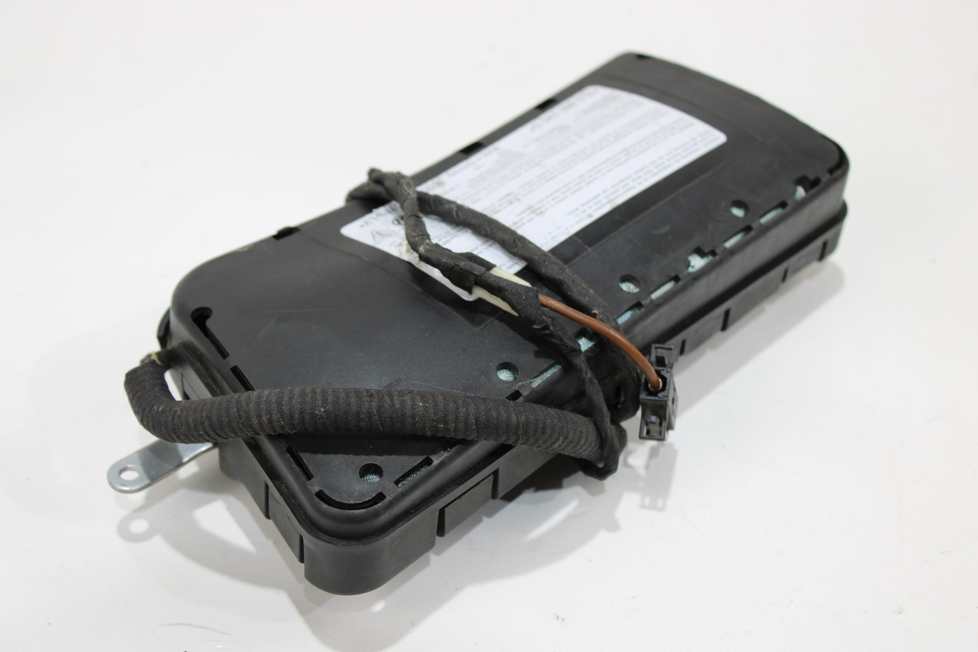 OEM Porsche Side Airbag – Fits Cayenne (2003–2010) – Part 7LO 880 240 D - Porsche