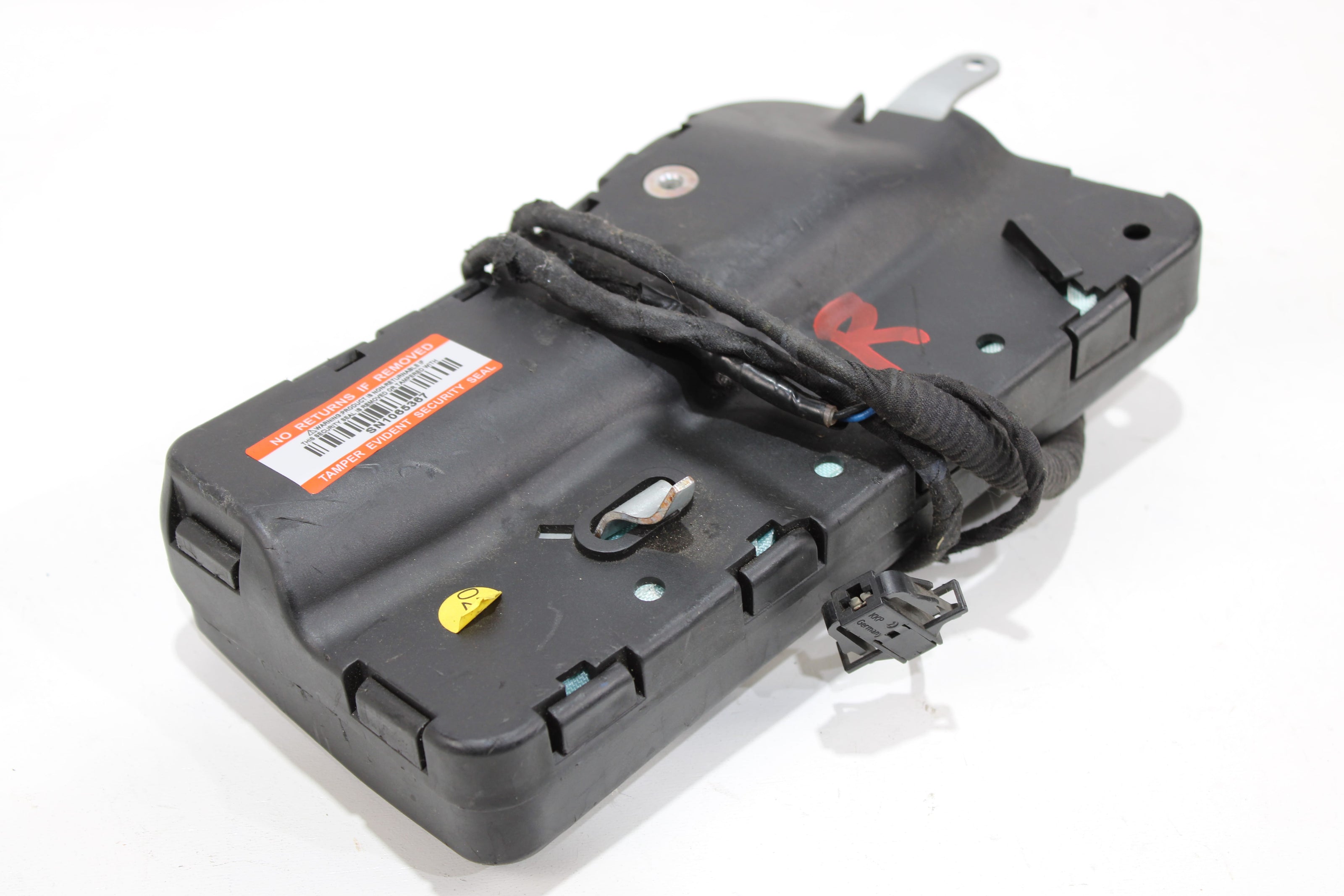 OEM Porsche Side Airbag – Fits Cayenne (2003–2010) – Part 7LO 880 240 D - Porsche