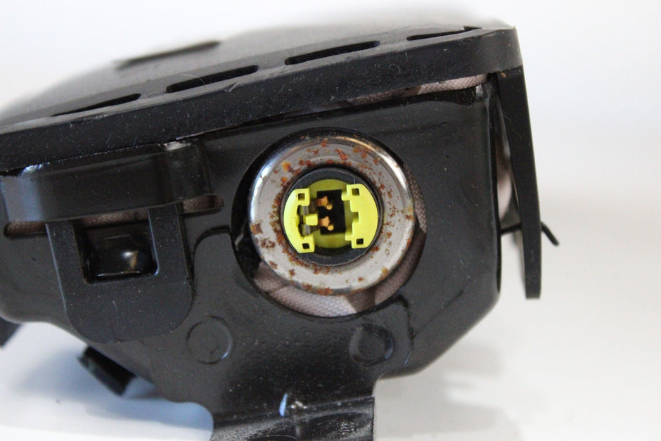 OEM Tesla Driver Knee Airbag – Fits Model S (2012–2016) – Part #1005259-00-E - Tesla