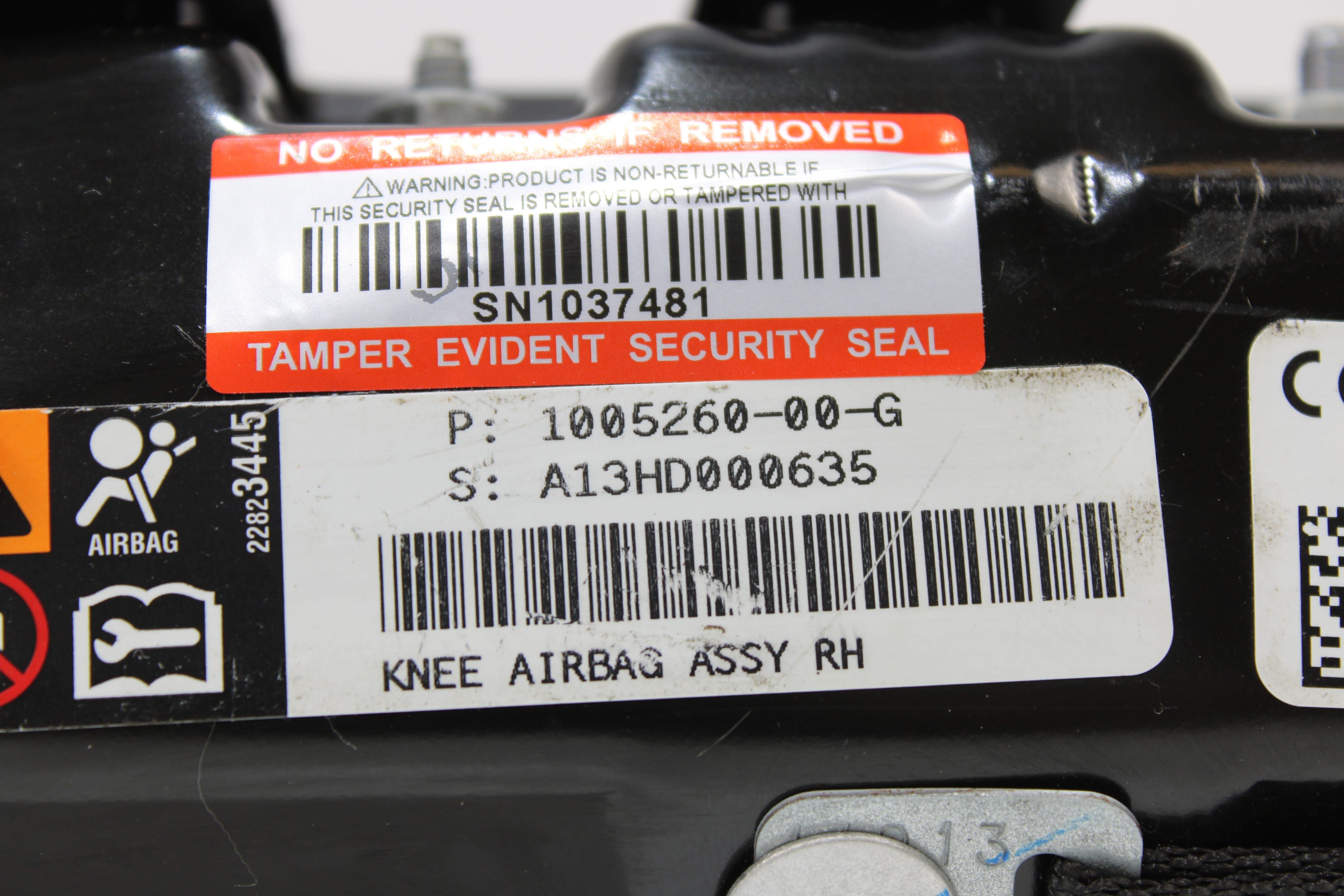OEM Tesla Knee Airbag – Fits Model S (2012–2020) – Part 1005260 - 00 - G - Tesla