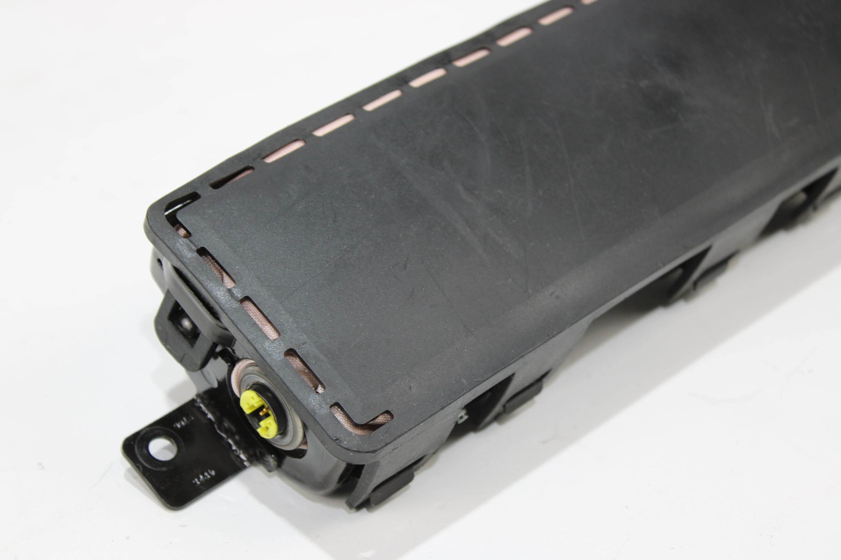 OEM Tesla Knee Airbag – Fits Model S (2012–2020) – Part 1005260 - 00 - G - Tesla