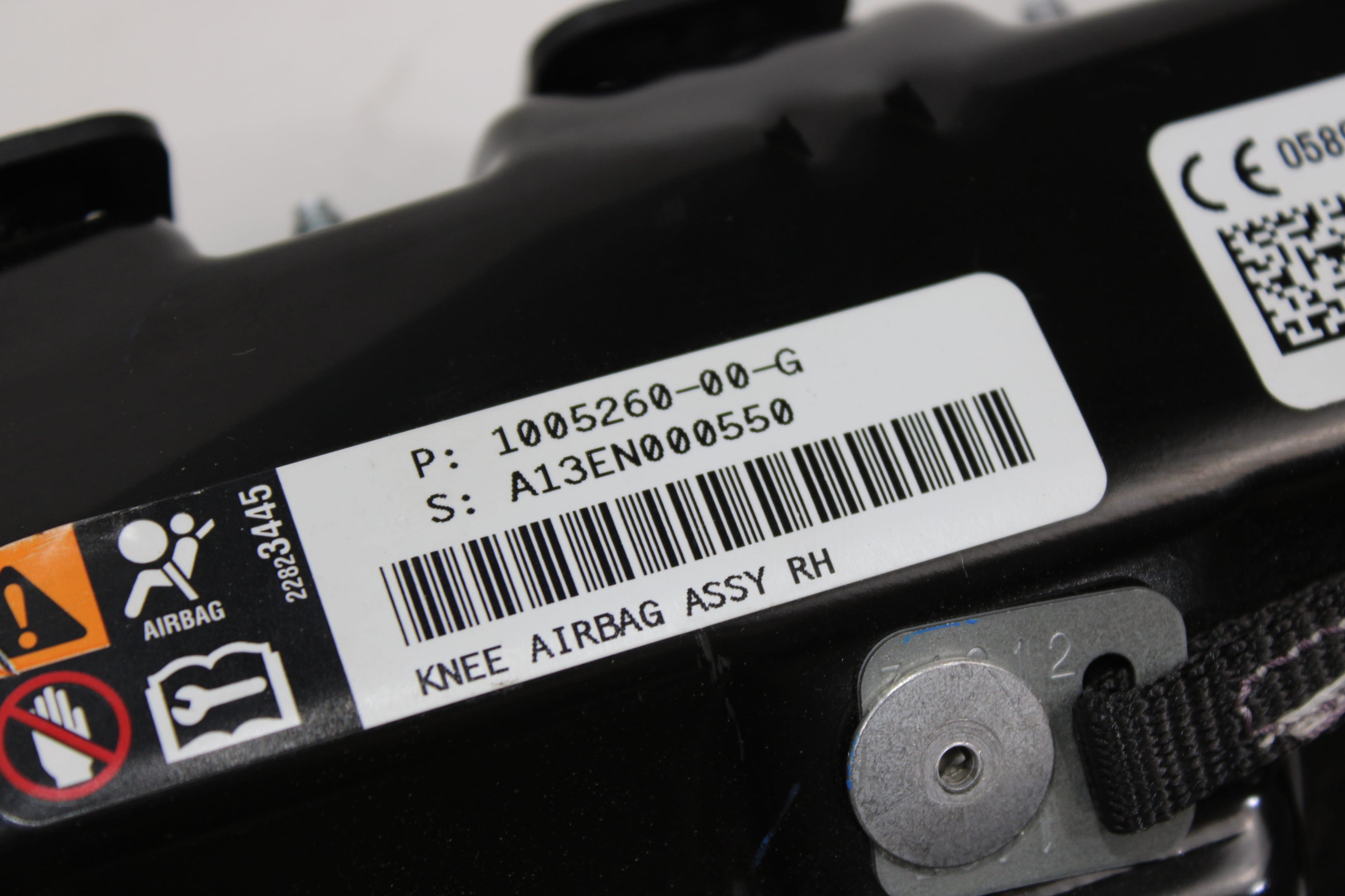 OEM Tesla Knee Airbag – Fits Model S, Model X (2012–2020) – Part 1005260 - 00 - G - Tesla