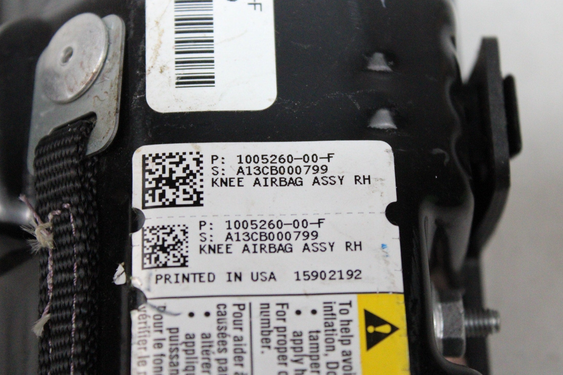 OEM Tesla Passenger Knee Airbag – Fits Model S (2012–2016) – Part #1005260-00-F - Tesla