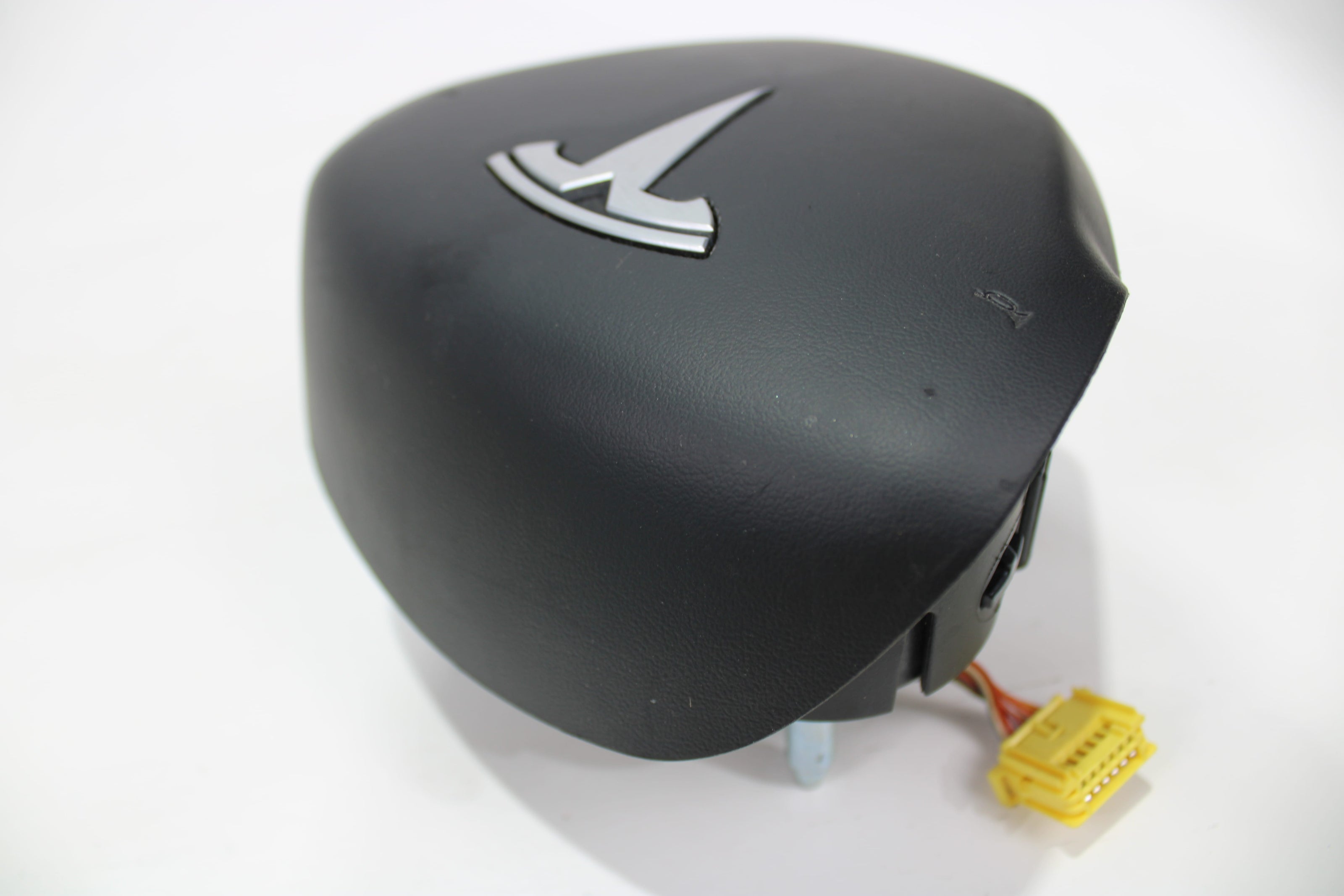 OEM Tesla Steering Wheel Airbag – Fits Model 3 (2017–2023) – Part 1508347 - 00 - D - Tesla