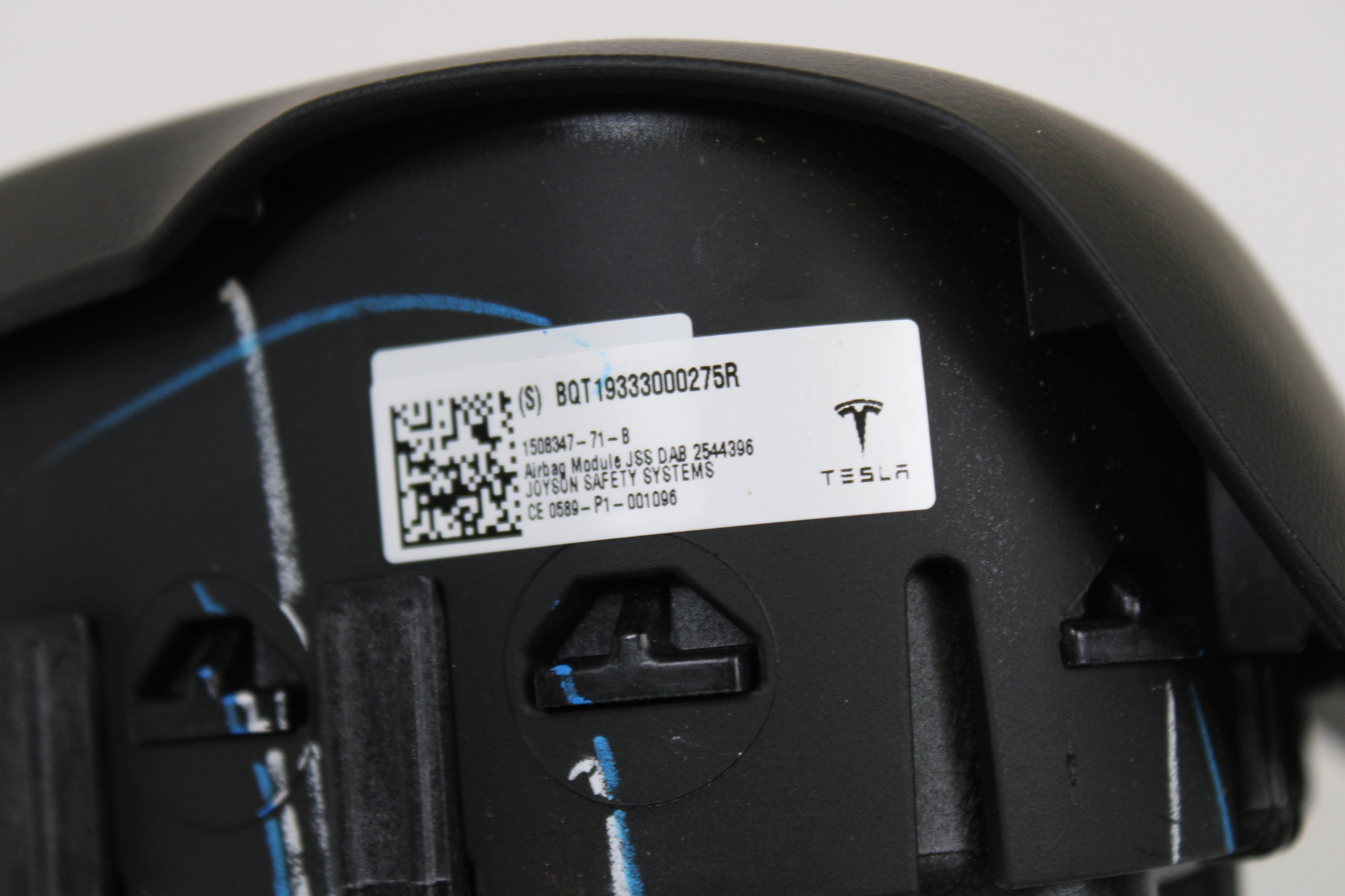 OEM Tesla Steering Wheel Airbag – Fits Model 3, Model Y (2017–2023) – Part 1508347 - 71 - B - Tesla