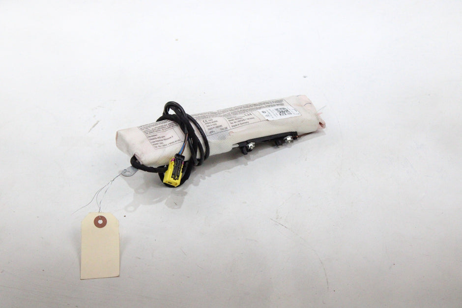OEM Volkswagen Driver Seat Airbag – Fits Touareg, Porshe Cayenne (2011–2018) – Part 7P0 880 241 A - Volkswagen